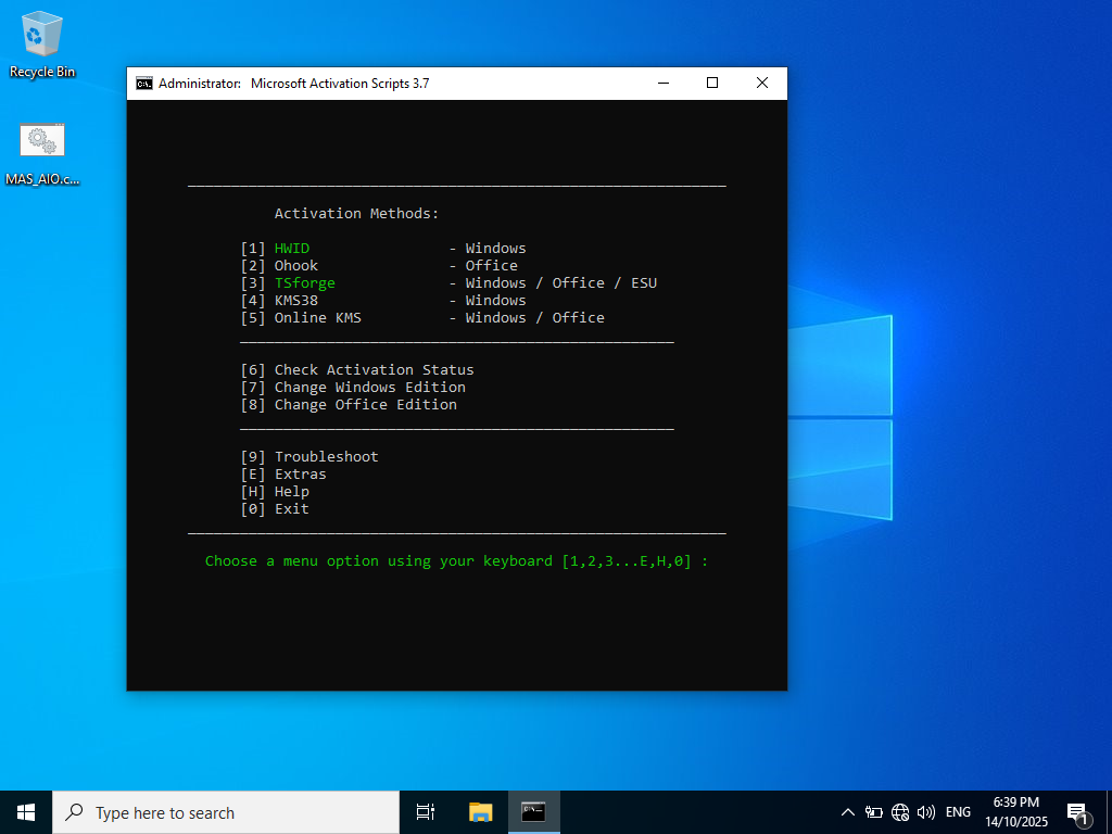 Screenshot of a fresh Windows 10 installation, with MAS open to the main menu